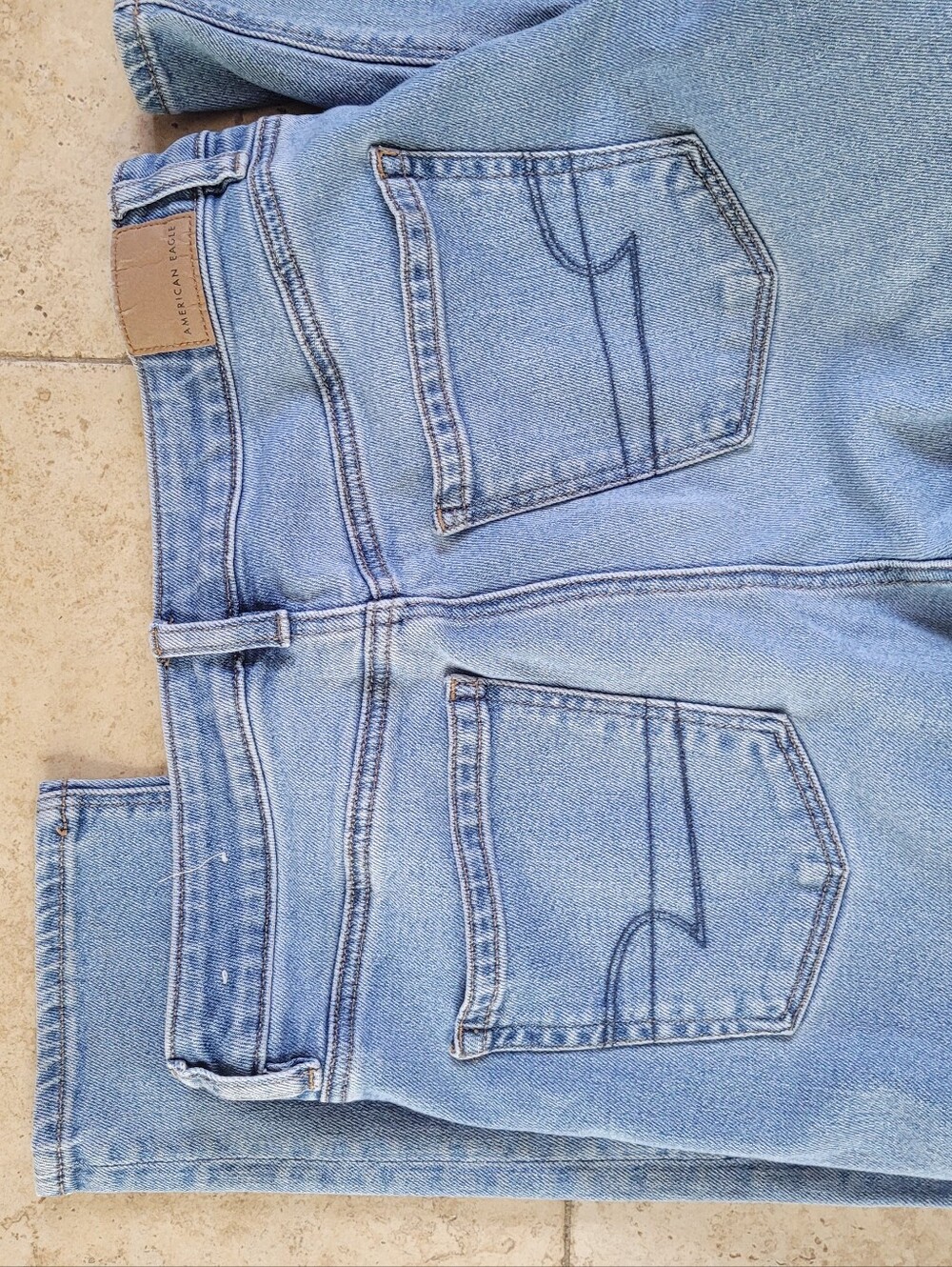 American Eagle Outfitters Mom Jeans - Picture 5 of 5